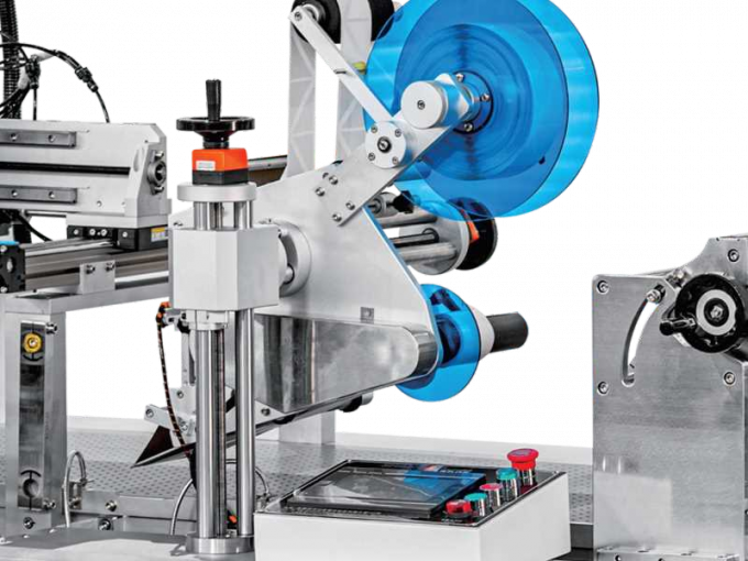 45° rotary switching device