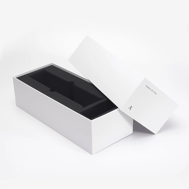 Máquina de posicionamiento visual para la fabricación de cajas de cubierta de libros