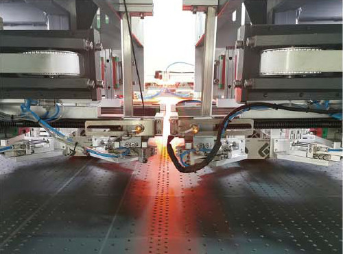 2 en 1 de alta velocidad de doble cabeza de formación de la caja de cartón máquina de caja rígida