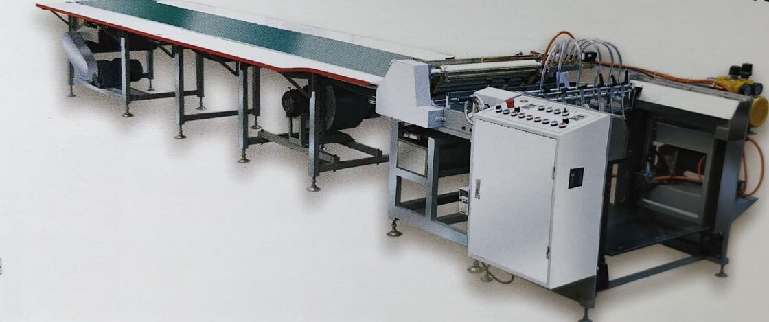 Método de alimentación por succión al vacío Máquina para hacer tazas de papel de helado con un peso de máquina de 1500 kg que proporciona un rendimiento estable