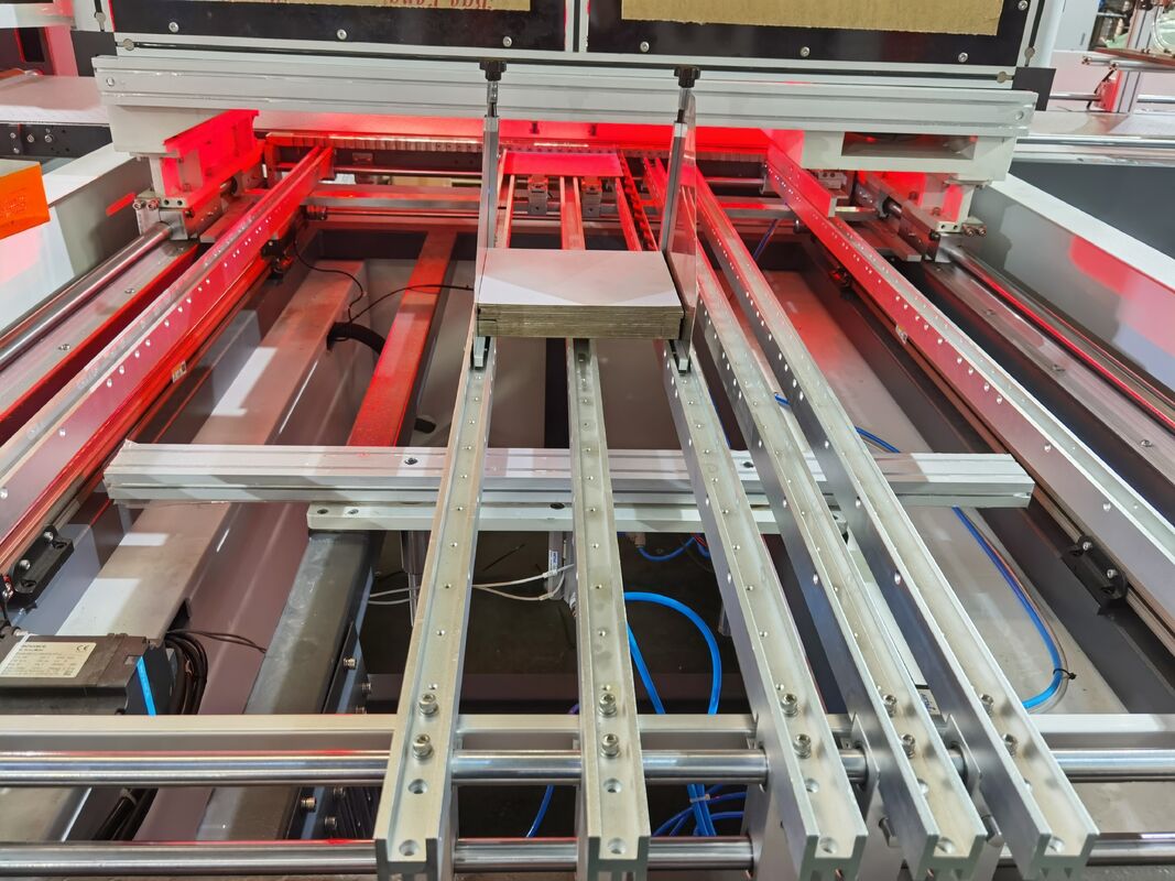 Máquina de posicionamiento automático velocidad 35 a 45 pcs por minuto Diseñado para la producción