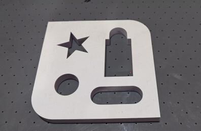 LY-RM-1209 Máquina cortadora de materiales flexibles no metálicos sin troquel con un espesor de corte de 35 mm y una precisión de ±0,05 mm/máquina de muestreo CNC/sistema de corte