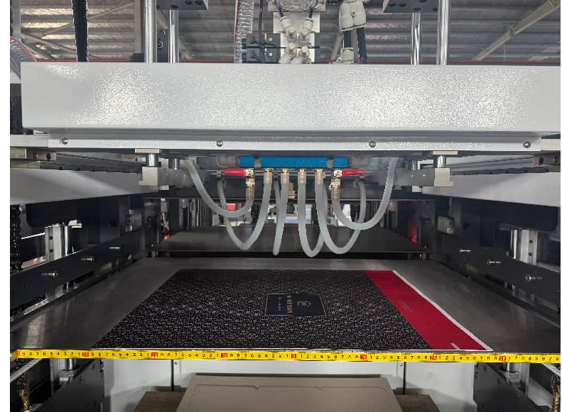 LY-DS650 Máquina totalmente automática de corte a presión (sin punto de conexión solo para tablero gris) Alimentación circular inteligente Alta precisión Alta eficiencia
